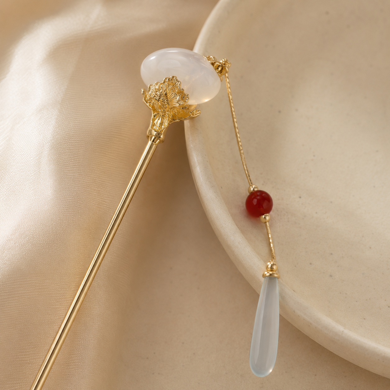 Cloud Moon Floral Tassel Hair Stick